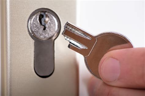 Kann der Schlüsseldienst einen abgebrochenen Schlüssel ersetzen?